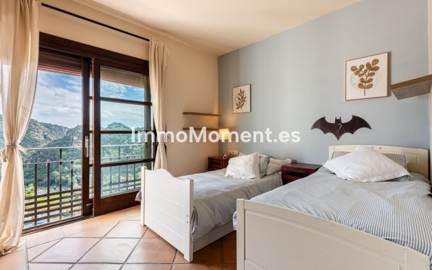 Resale - Townhouse - Benahavís - Benahavís Centro