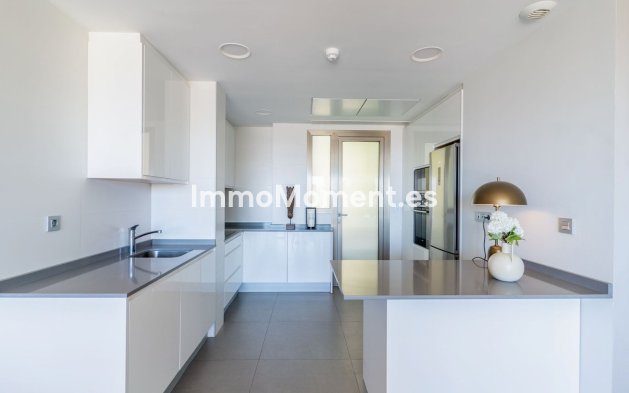 Wiederverkauf - Wohnung - Estepona  - Estepona Centro