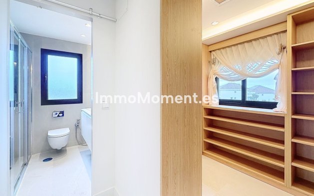 Revente - Appartement - Estepona  - Estepona Centro