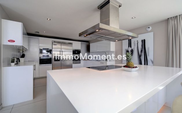 Revente - Villa - Marbella - Nueva Andalucía