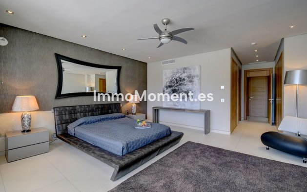 Revente - Villa - Marbella - Nueva Andalucía