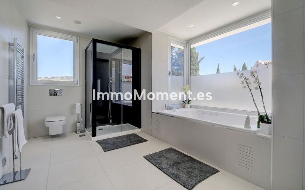 Revente - Villa - Marbella - Nueva Andalucía