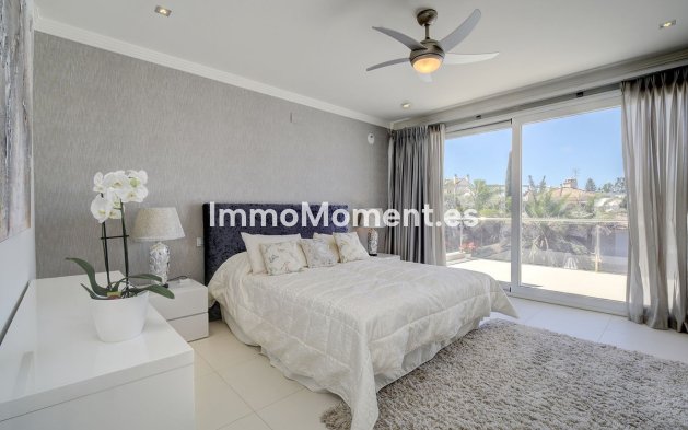 Revente - Villa - Marbella - Nueva Andalucía