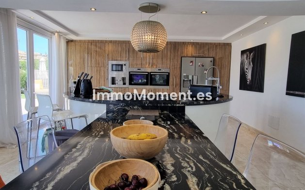 Wiederverkauf - Villa - Marbella - Elviria