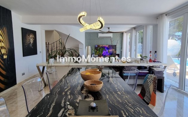 Wiederverkauf - Villa - Marbella - Elviria