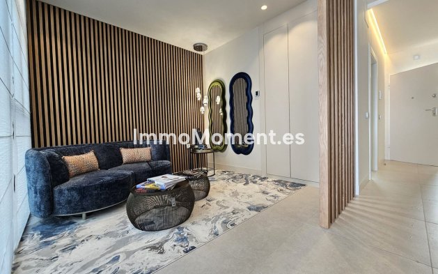 Bestaande woning - Geschakelde woning - Estepona  - New Golden Mile