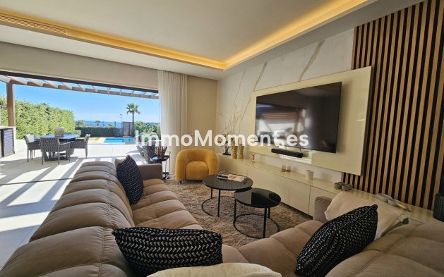 Bestaande woning - Geschakelde woning - Estepona  - New Golden Mile