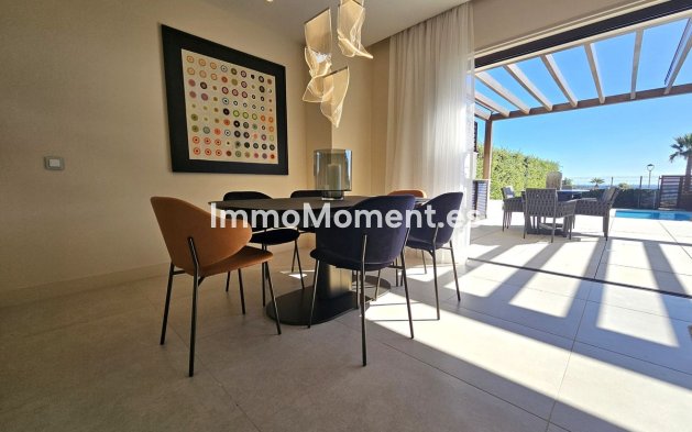 Bestaande woning - Geschakelde woning - Estepona  - New Golden Mile