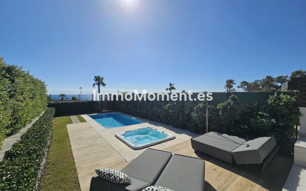 Bestaande woning - Geschakelde woning - Estepona  - New Golden Mile