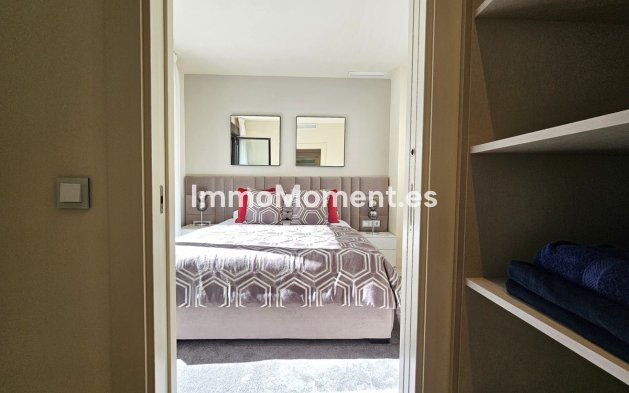 Bestaande woning - Geschakelde woning - Estepona  - New Golden Mile