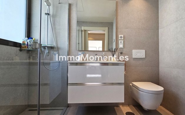 Bestaande woning - Geschakelde woning - Estepona  - New Golden Mile