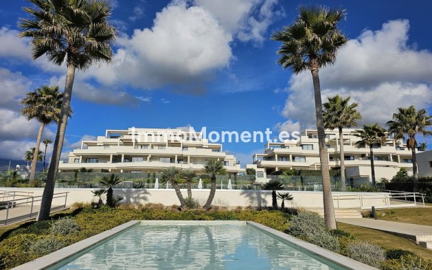 Bestaande woning - Geschakelde woning - Estepona  - New Golden Mile