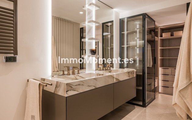 Wiederverkauf - Wohnung - Estepona  - New Golden Mile