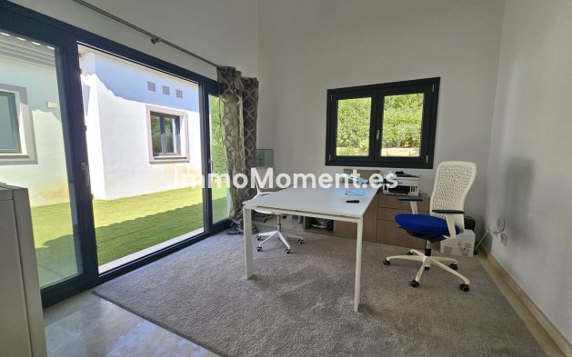 Revente - Villa - Benahavís - Benahavís Centro