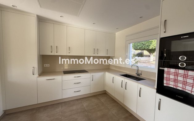 Wiederverkauf - Villa - Estepona  - Estepona Centro