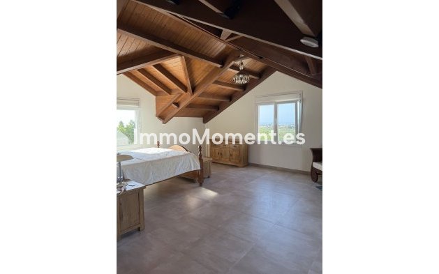 Wiederverkauf - Villa - Estepona  - Estepona Centro