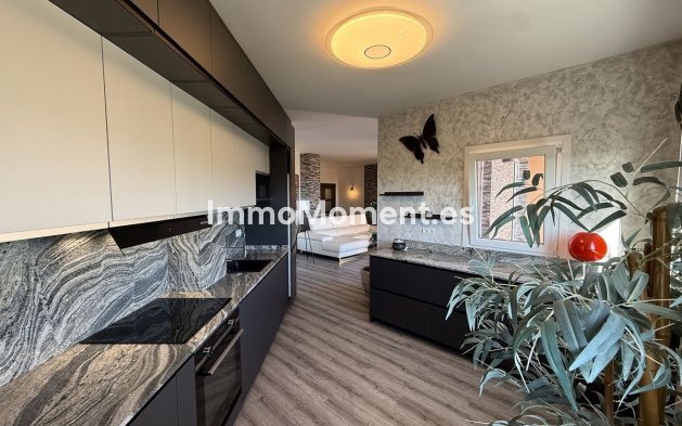 Reventa - Apartamento - Estepona  - Estepona Centro