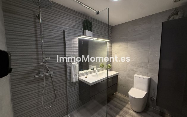 Reventa - Apartamento - Estepona  - Estepona Centro
