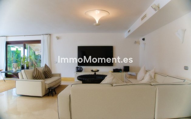 Reventa - Villa - Marbella - Aloha