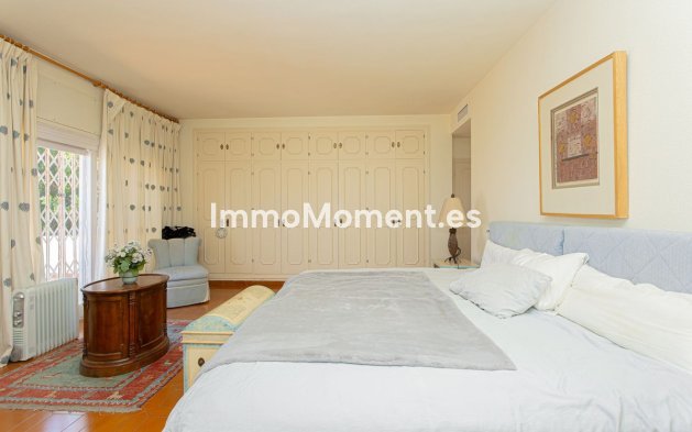 Wiederverkauf - Villa - Marbella - Nueva Andalucía