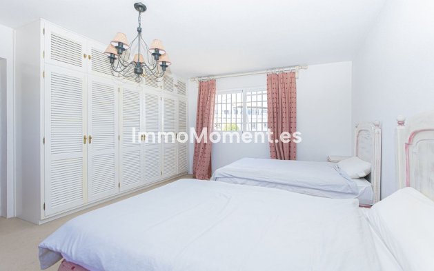 Wiederverkauf - Villa - Marbella - Nueva Andalucía