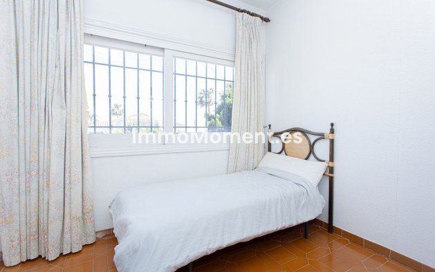 Wiederverkauf - Villa - Marbella - Nueva Andalucía