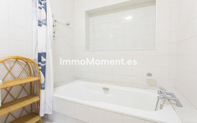 Wiederverkauf - Villa - Marbella - Nueva Andalucía