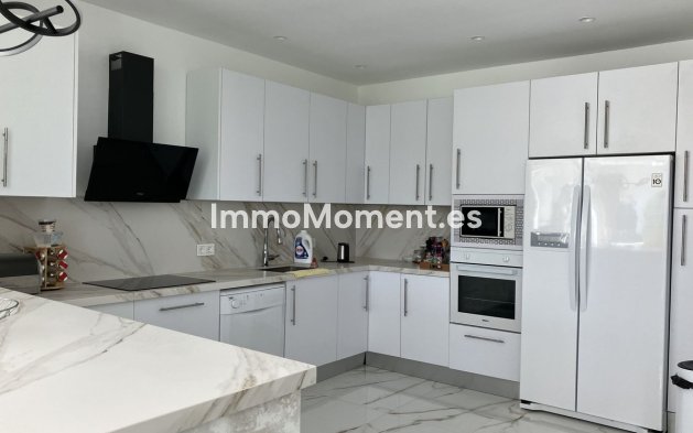 Wiederverkauf - Villa - Marbella - Puerto Banús