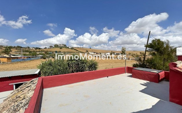 Revente - Maison de campagne - Intérieur                       - Coín