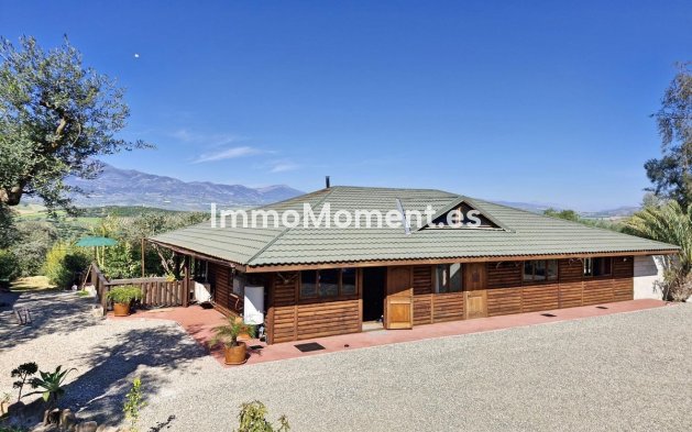 Revente - Maison de campagne - Intérieur                       - Coín