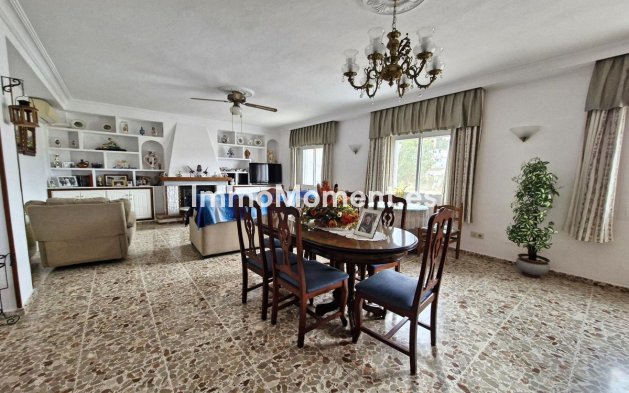 Revente - Maison mitoyenne - Intérieur                       - Guaro