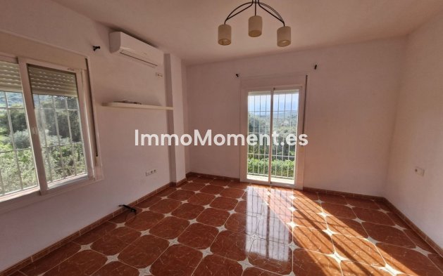 Reventa - Casa de campo - Interior  - Coín