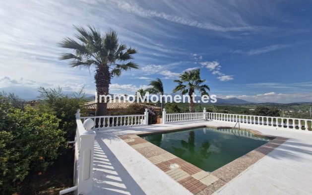 Reventa - Casa de campo - Interior  - Coín