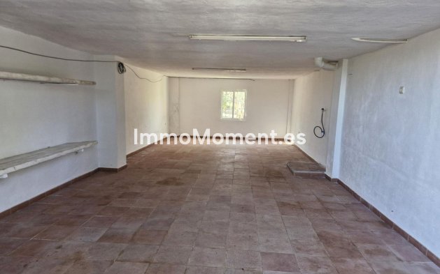 Reventa - Casa de campo - Interior  - Coín