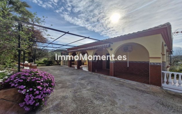 Reventa - Casa de campo - Interior  - Coín