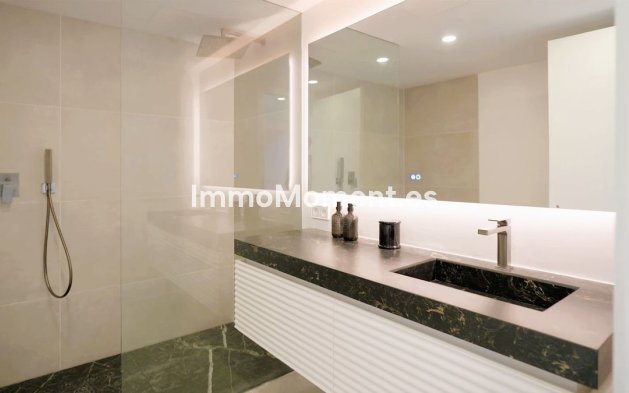 Wiederverkauf - Villa - Marbella - The Golden Mile