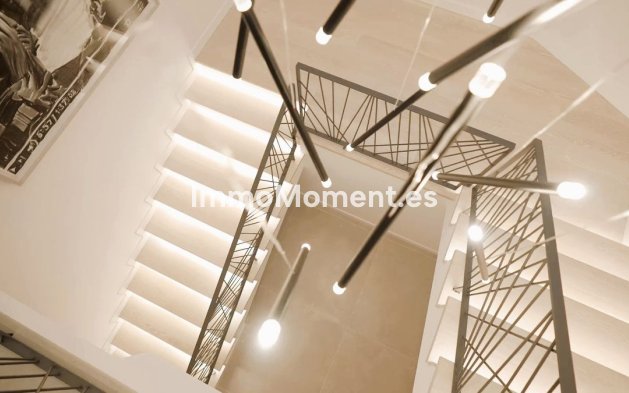 Wiederverkauf - Villa - Marbella - The Golden Mile