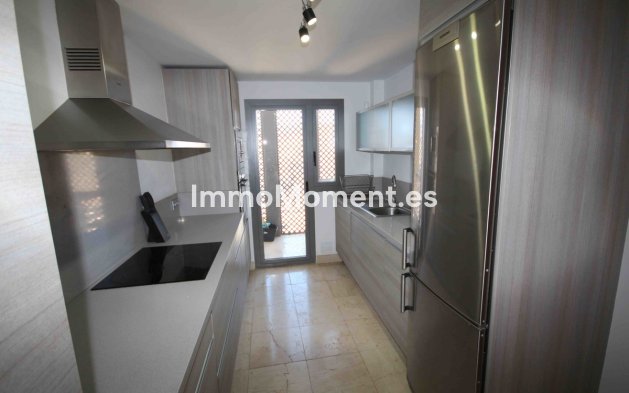 Reventa - Apartamento - Benahavís