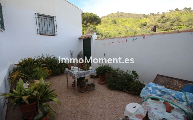 Reventa - Casa de campo - Interior  - Almogía