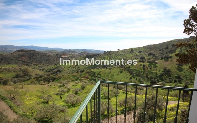 Reventa - Casa de campo - Interior  - Almogía