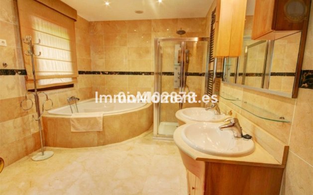 Wiederverkauf - Villa - Benalmadena - Benalmadena Pueblo