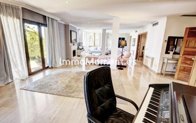 Wiederverkauf - Villa - Benalmadena - Benalmadena Costa