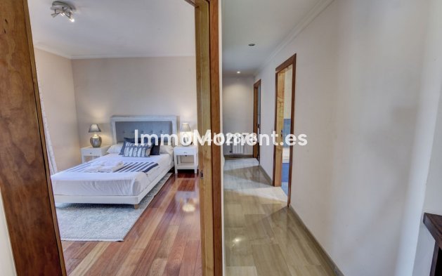 Wiederverkauf - Villa - Benalmadena - Benalmadena Costa