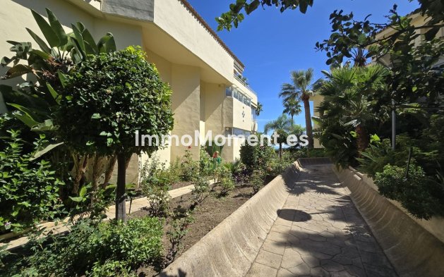 Resale - Apartment - Benalmadena - Torrequebrada