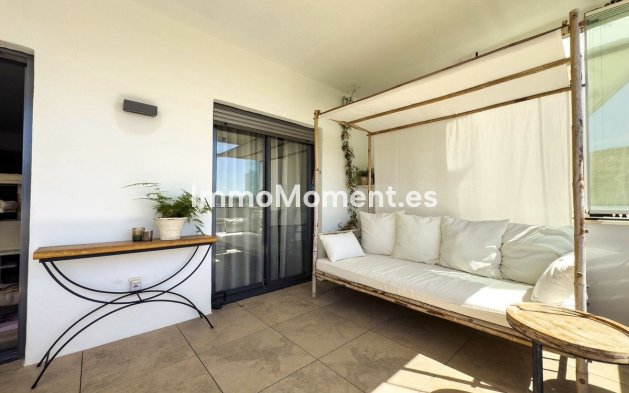 Resale - Apartment - Manilva