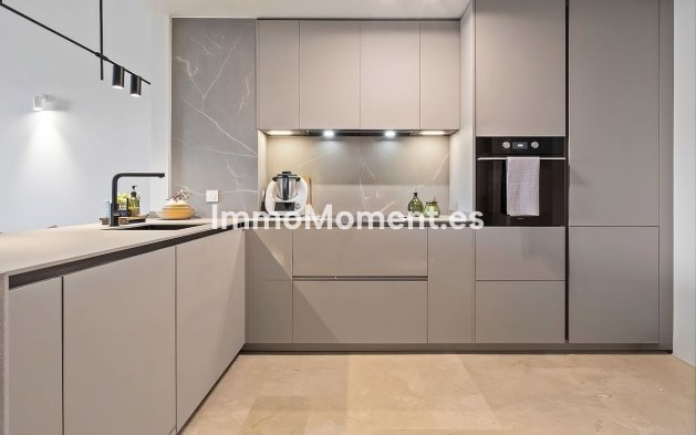 Resale - Apartment - Manilva