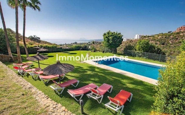 Resale - Apartment - Manilva