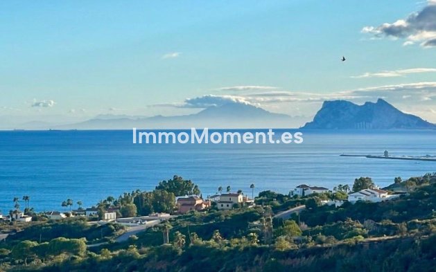 Resale - Apartment - Manilva