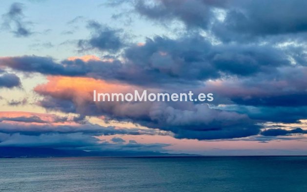 Resale - Apartment - Manilva