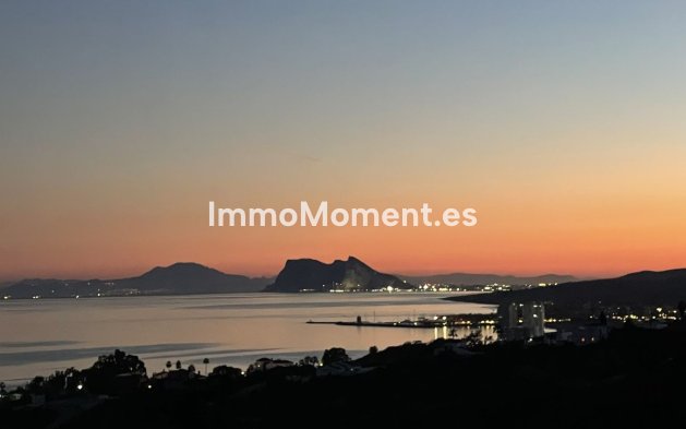 Resale - Apartment - Manilva